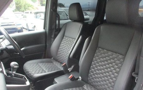 Toyota Voxy, 2023 год, 4 150 000 рублей, 9 фотография