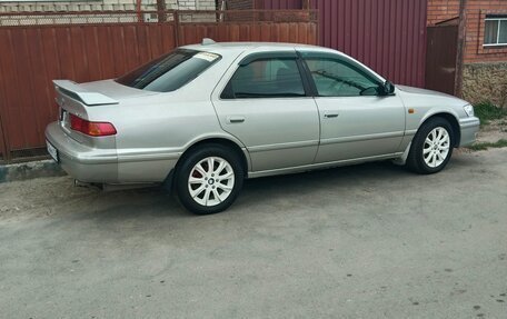 Toyota Camry, 2001 год, 385 000 рублей, 4 фотография