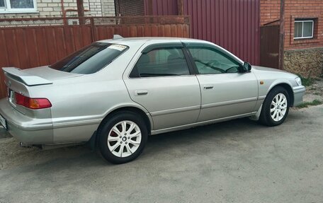 Toyota Camry, 2001 год, 385 000 рублей, 5 фотография