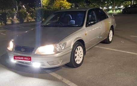 Toyota Camry, 2001 год, 385 000 рублей, 12 фотография