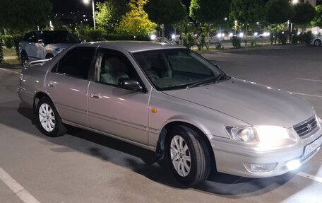 Toyota Camry, 2001 год, 385 000 рублей, 29 фотография