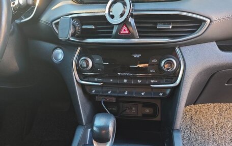 Hyundai Santa Fe IV, 2018 год, 3 150 000 рублей, 8 фотография