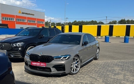 BMW 5 серия, 2020 год, 6 736 555 рублей, 1 фотография
