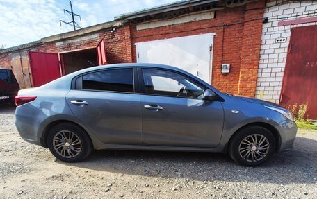 KIA Rio IV, 2017 год, 1 300 000 рублей, 11 фотография