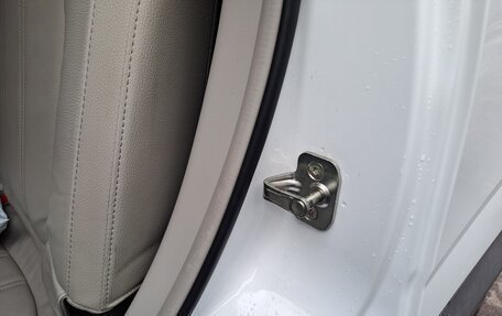 Opel Antara I, 2013 год, 1 325 000 рублей, 22 фотография