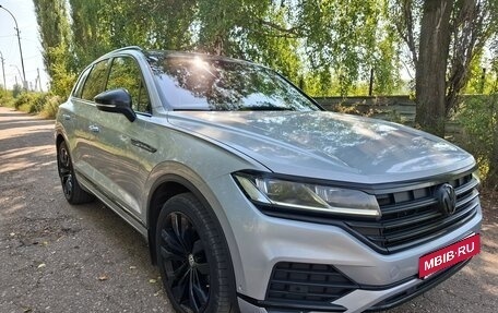Volkswagen Touareg III, 2019 год, 4 850 000 рублей, 5 фотография