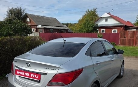 Hyundai Solaris II рестайлинг, 2015 год, 750 000 рублей, 5 фотография