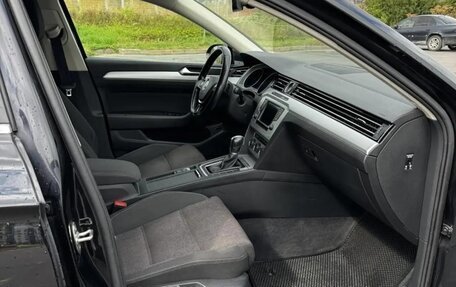 Volkswagen Passat B8 рестайлинг, 2015 год, 1 500 000 рублей, 9 фотография