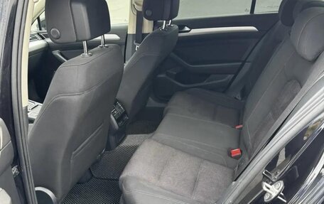 Volkswagen Passat B8 рестайлинг, 2015 год, 1 500 000 рублей, 15 фотография