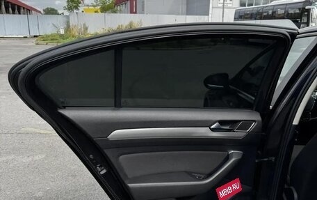 Volkswagen Passat B8 рестайлинг, 2015 год, 1 500 000 рублей, 14 фотография