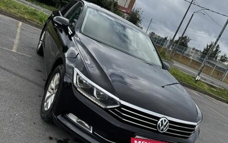 Volkswagen Passat B8 рестайлинг, 2015 год, 1 500 000 рублей, 19 фотография