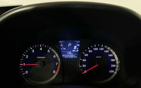 Hyundai Solaris II рестайлинг, 2014 год, 810 000 рублей, 16 фотография