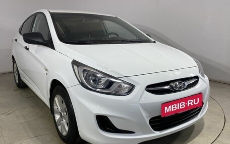 Hyundai Solaris II рестайлинг, 2014 год, 810 000 рублей, 15 фотография