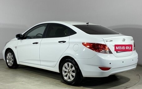 Hyundai Solaris II рестайлинг, 2014 год, 810 000 рублей, 10 фотография