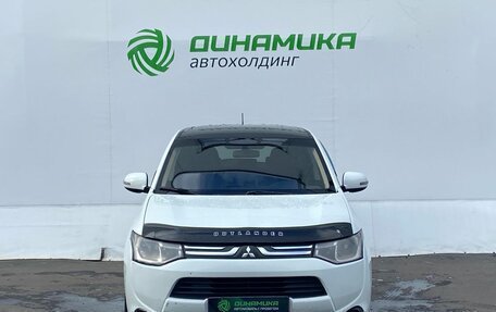 Mitsubishi Outlander III рестайлинг 3, 2012 год, 750 000 рублей, 2 фотография