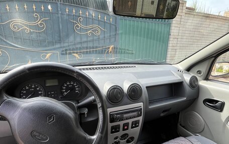 Renault Logan I, 2006 год, 300 000 рублей, 8 фотография
