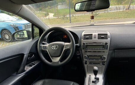 Toyota Avensis III рестайлинг, 2011 год, 800 000 рублей, 10 фотография