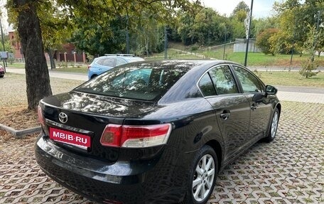 Toyota Avensis III рестайлинг, 2011 год, 800 000 рублей, 5 фотография