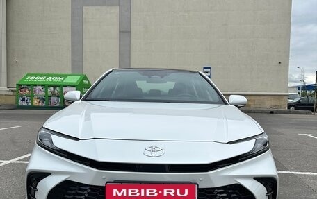 Toyota Camry, 2025 год, 4 350 000 рублей, 3 фотография