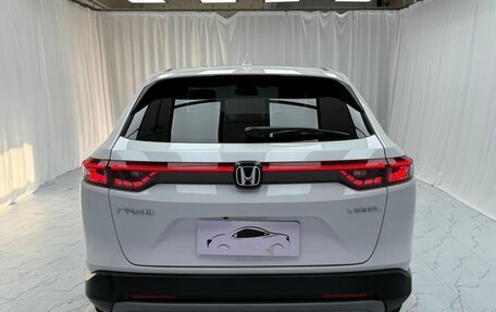 Honda Vezel, 2023 год, 1 360 000 рублей, 5 фотография