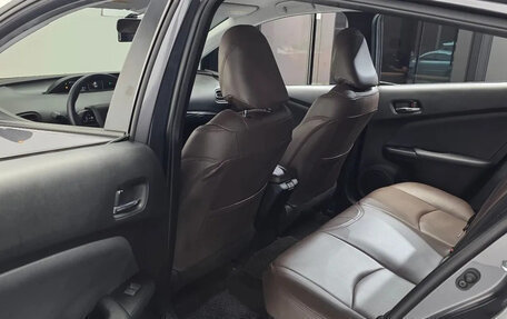 Toyota Prius IV XW50, 2019 год, 2 100 000 рублей, 23 фотография