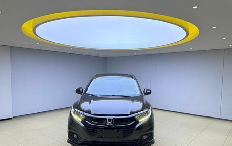 Honda Vezel, 2022 год, 1 280 000 рублей, 3 фотография