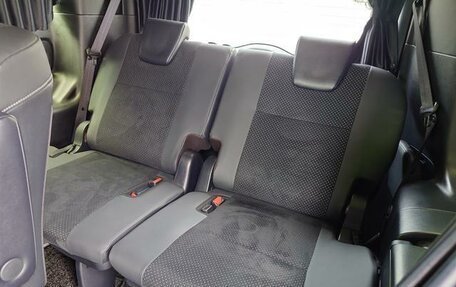 Toyota Voxy III, 2021 год, 1 530 000 рублей, 18 фотография