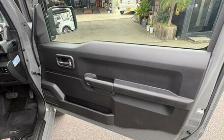 Suzuki Jimny, 2023 год, 940 000 рублей, 9 фотография