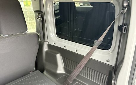 Suzuki Jimny, 2023 год, 940 000 рублей, 23 фотография