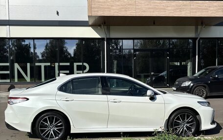 Toyota Camry, 2021 год, 3 450 000 рублей, 9 фотография