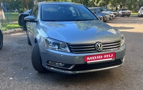 Volkswagen Passat B7, 2012 год, 1 000 000 рублей, 2 фотография