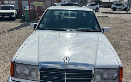 Mercedes-Benz W124, 1993 год, 1 650 000 рублей, 3 фотография