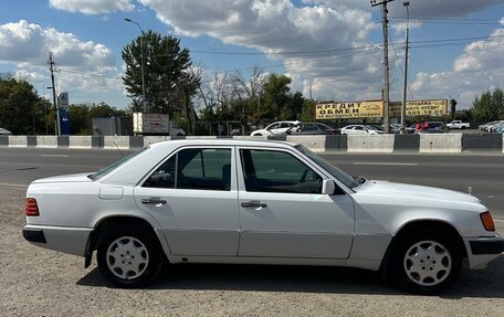 Mercedes-Benz W124, 1993 год, 1 650 000 рублей, 6 фотография