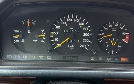 Mercedes-Benz W124, 1993 год, 1 650 000 рублей, 20 фотография