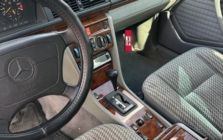 Mercedes-Benz W124, 1993 год, 1 650 000 рублей, 18 фотография