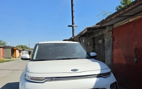 KIA Soul III, 2020 год, 1 960 000 рублей, 2 фотография
