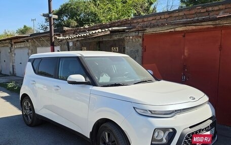 KIA Soul III, 2020 год, 1 960 000 рублей, 7 фотография