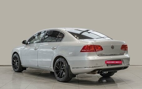 Volkswagen Passat B7, 2011 год, 1 090 000 рублей, 2 фотография