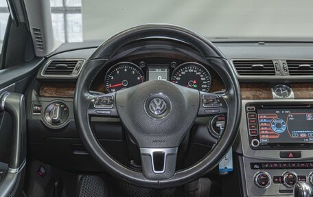 Volkswagen Passat B7, 2011 год, 1 090 000 рублей, 20 фотография