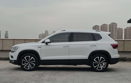 Volkswagen Tharu, 2023 год, 1 500 000 рублей, 4 фотография