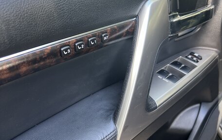 Toyota Land Cruiser 200, 2014 год, 4 750 000 рублей, 13 фотография