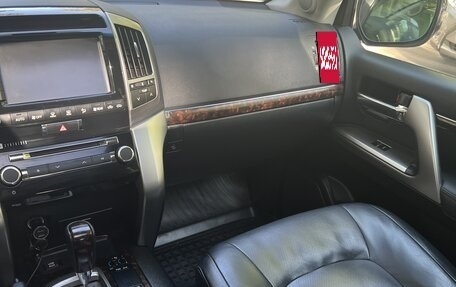 Toyota Land Cruiser 200, 2014 год, 4 750 000 рублей, 16 фотография