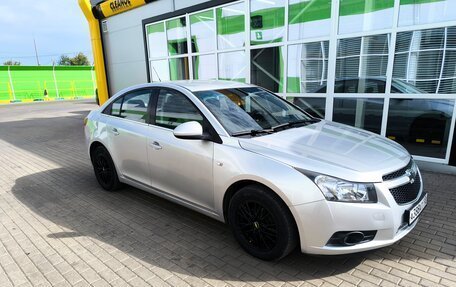 Chevrolet Cruze II, 2010 год, 780 000 рублей, 5 фотография