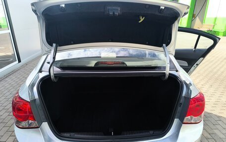 Chevrolet Cruze II, 2010 год, 780 000 рублей, 10 фотография