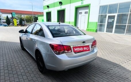 Chevrolet Cruze II, 2010 год, 780 000 рублей, 7 фотография