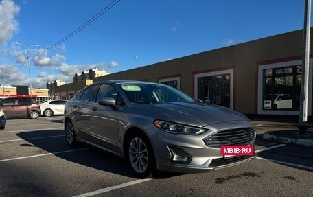 Ford Fusion (North America) II, 2020 год, 1 600 000 рублей, 3 фотография