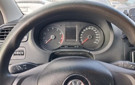 Volkswagen Polo VI (EU Market), 2017 год, 681 000 рублей, 13 фотография