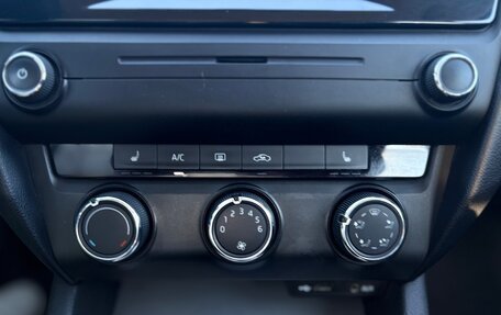 Skoda Octavia, 2015 год, 900 000 рублей, 13 фотография