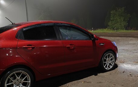 KIA Rio III рестайлинг, 2013 год, 780 000 рублей, 2 фотография