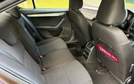 Skoda Octavia, 2015 год, 900 000 рублей, 11 фотография